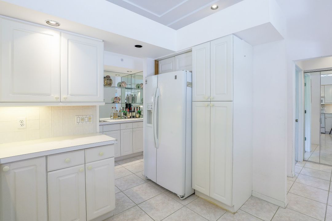 28070 Winthrop Cir, Bonita Springs, FL 34134