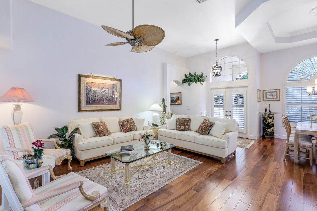 28384 Sombrero Dr, Bonita Springs, FL 34135