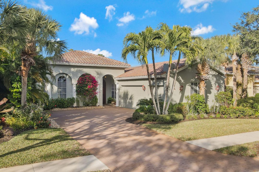 3133 Terramar Dr, Naples, FL 34119