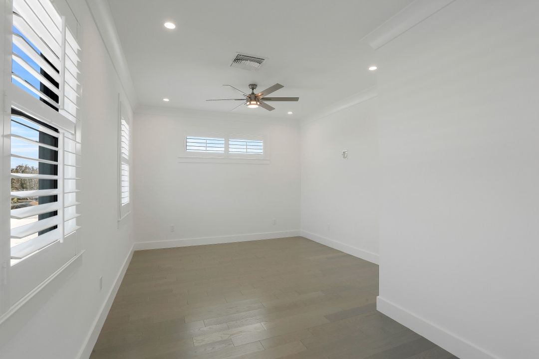 5305 Bayshore Ave, Cape Coral, FL 33904