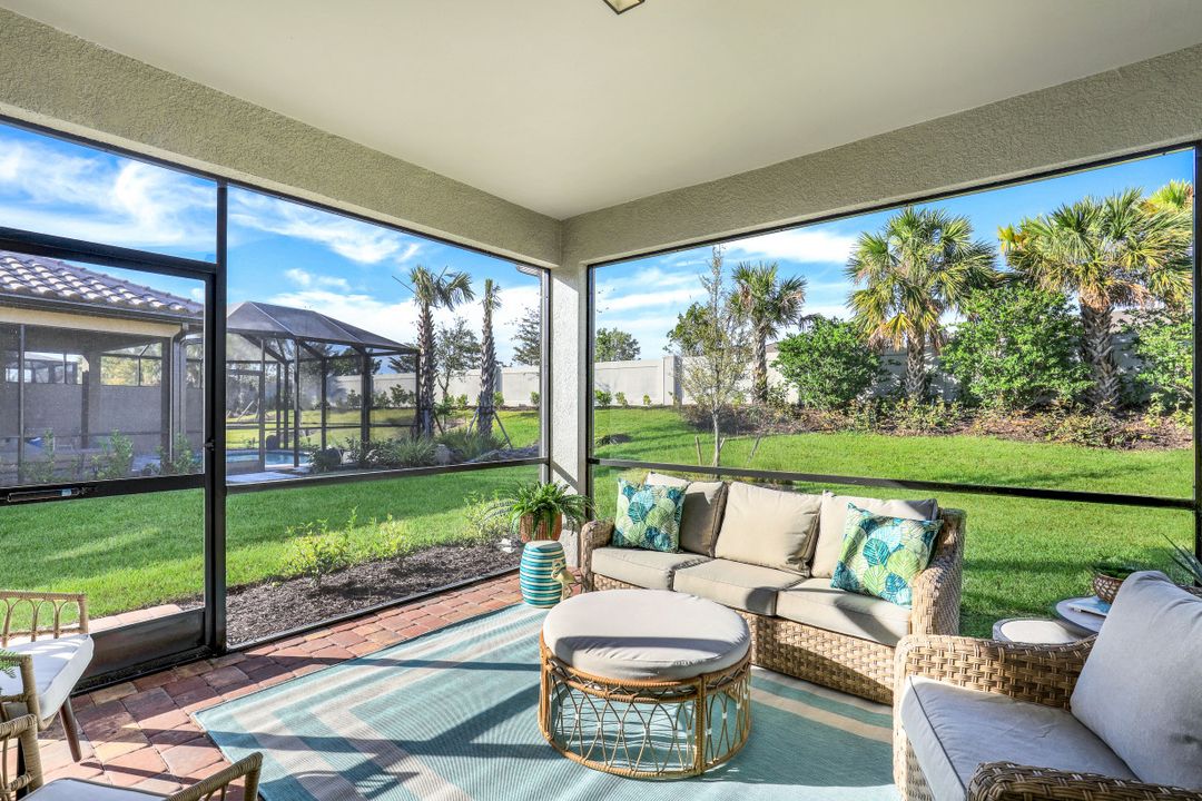 12330 Canal Grande Dr, Fort Myers, FL 33913