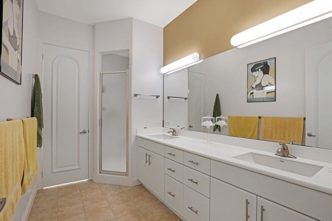 15361 Old Pine Ct, Fort Myers, FL 33912