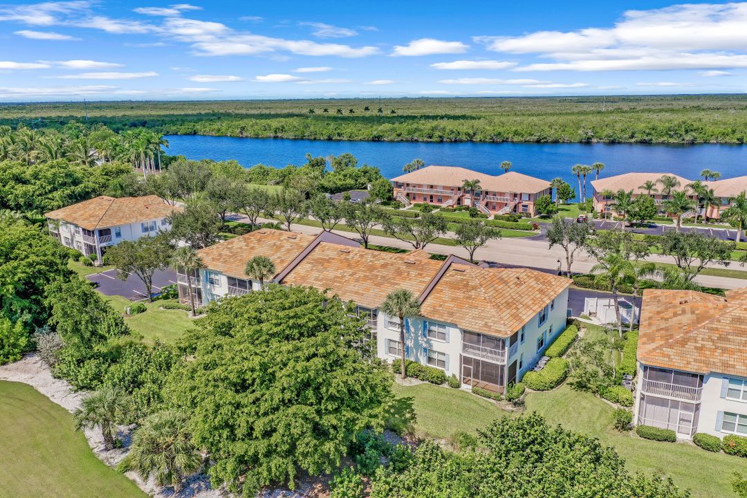 1006 Mainsail Dr #222, Naples, FL 34114