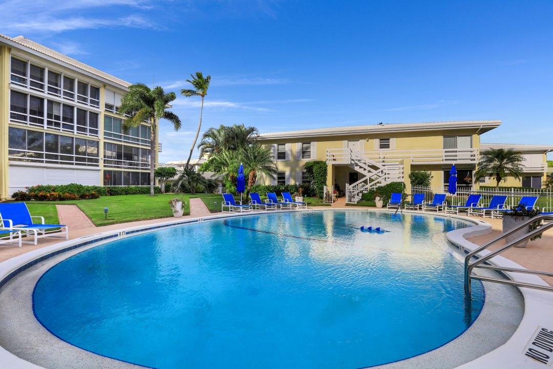 3300 Gulf Shore Blvd N #103, Naples, FL 34103