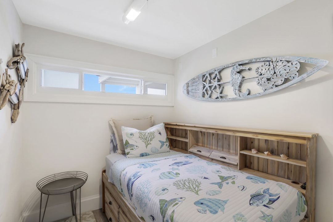 1672 Villa Ct, Marco Island, FL 34145