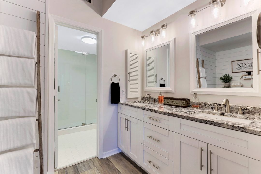 2278 Anchorage Ln #D, Naples, FL 34104