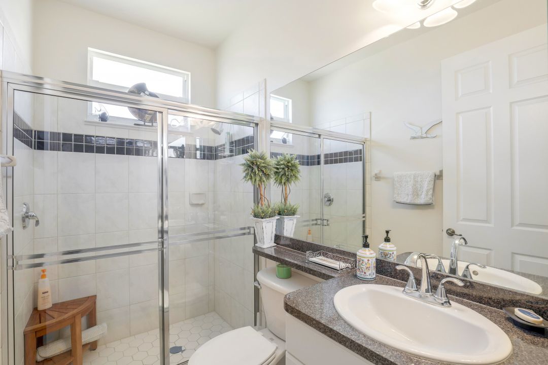 5219 SW 5th Pl, Cape Coral, FL 33914