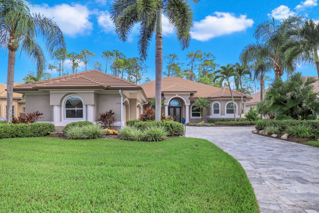 2790 Olde Cypress Dr, Naples, FL 34119
