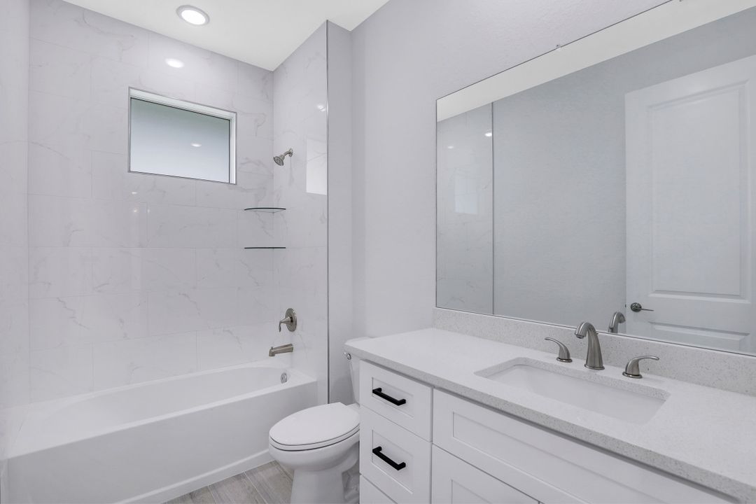 1340 S Gator Cir, Cape Coral, FL 33909