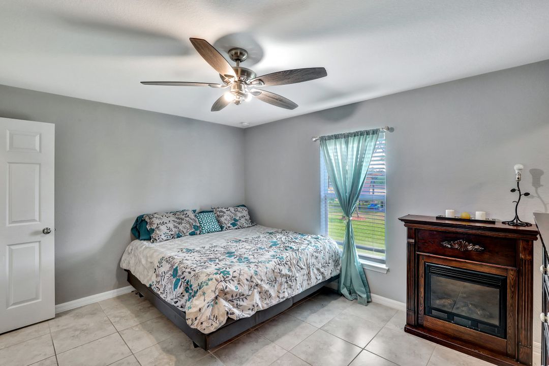 2837 NW 24th Ave, Cape Coral, FL 33993