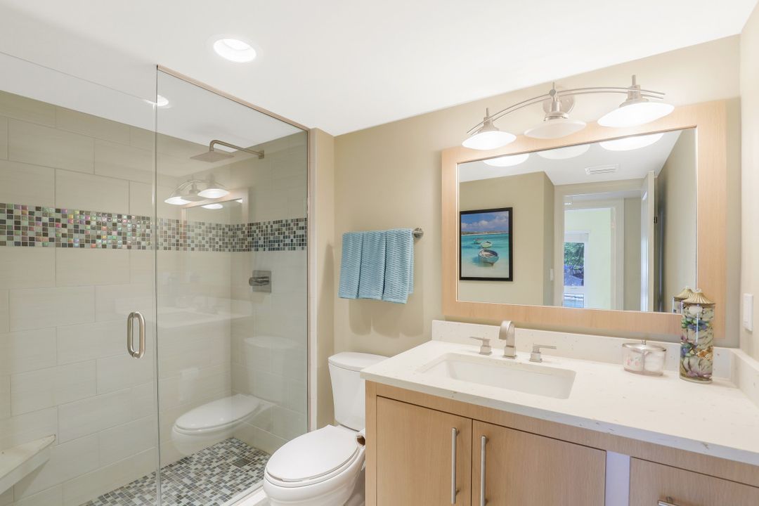 250 Park Shore Dr #103, Naples, FL 34103
