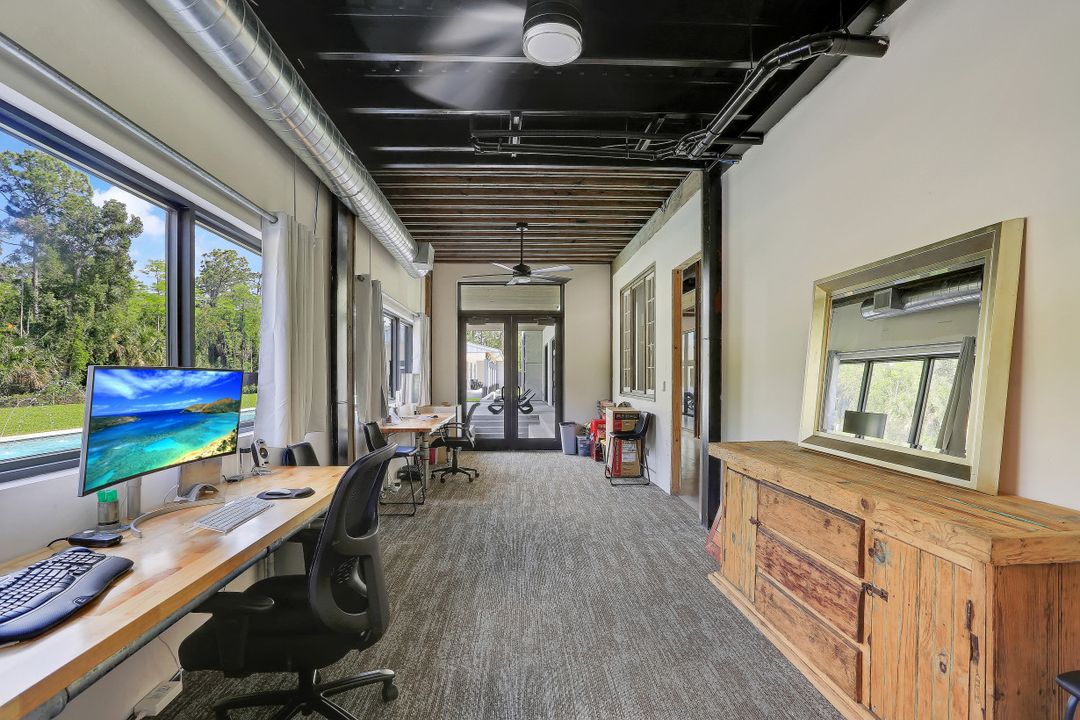 4441 5th Ave NW, Naples, FL 34119