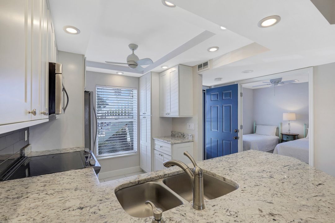 691 W Elkcam Cir #412, Marco Island, FL 34145