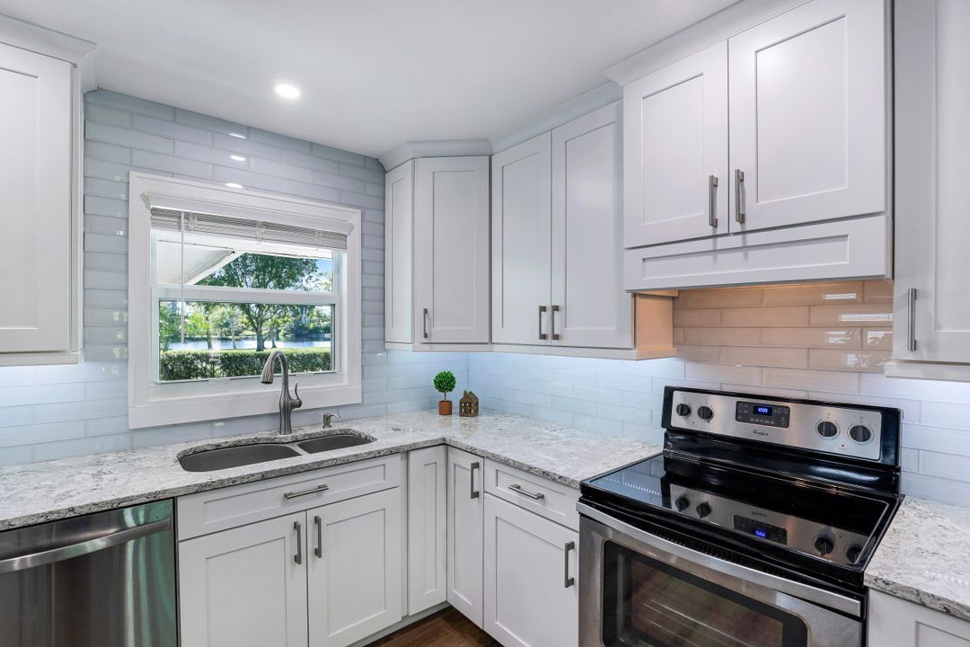 1229 28th Ave N, Naples, FL 34103