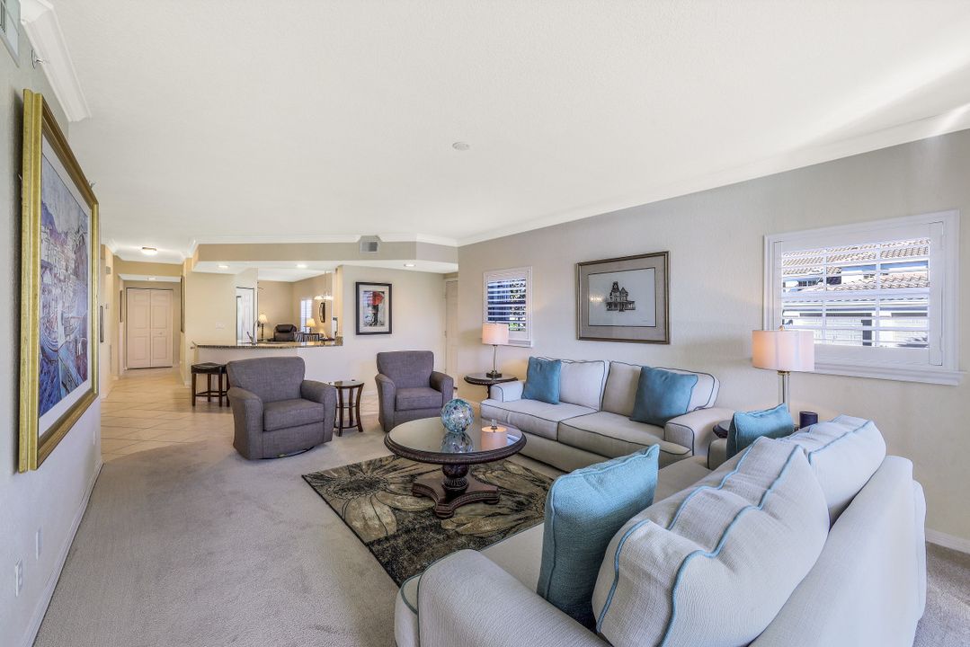 6940 Satinleaf Rd N #101, Naples, FL 34109