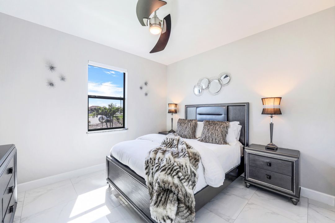 1833 SW 11th Terrace, Cape Coral, FL 33991