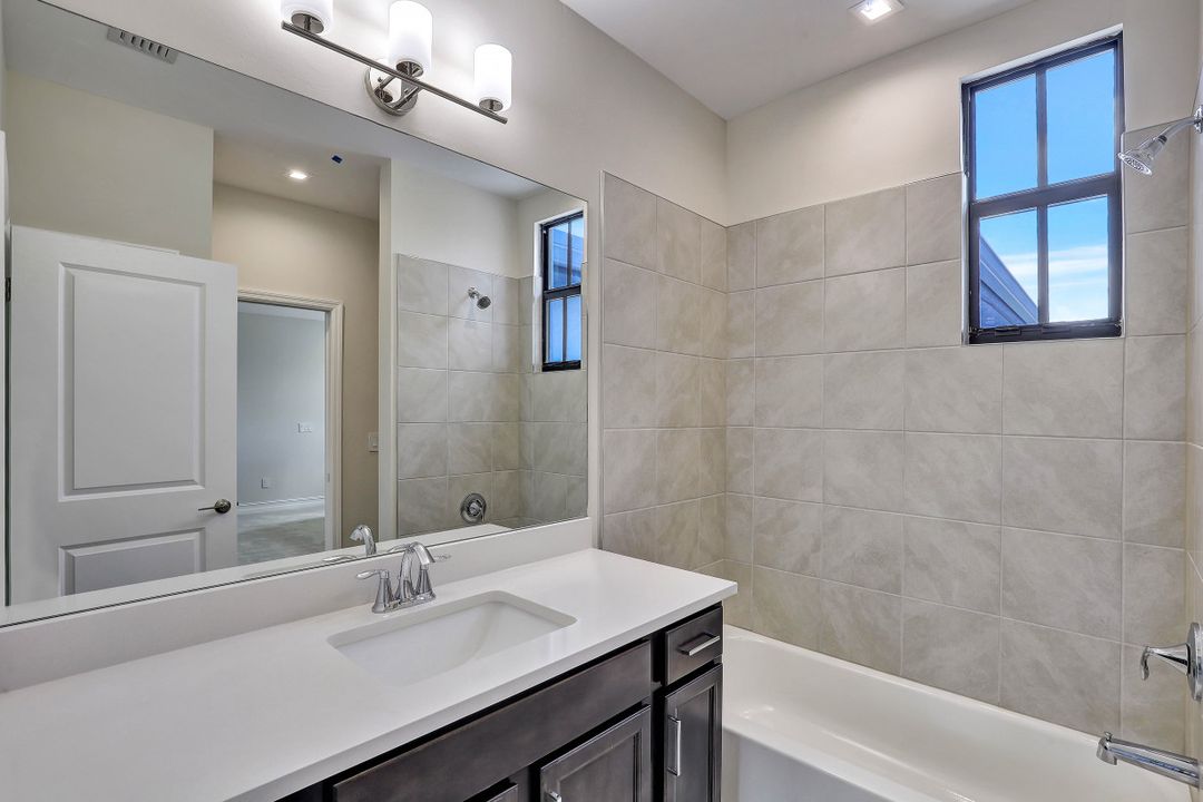 7635 Morgan Way, Naples, FL 34119