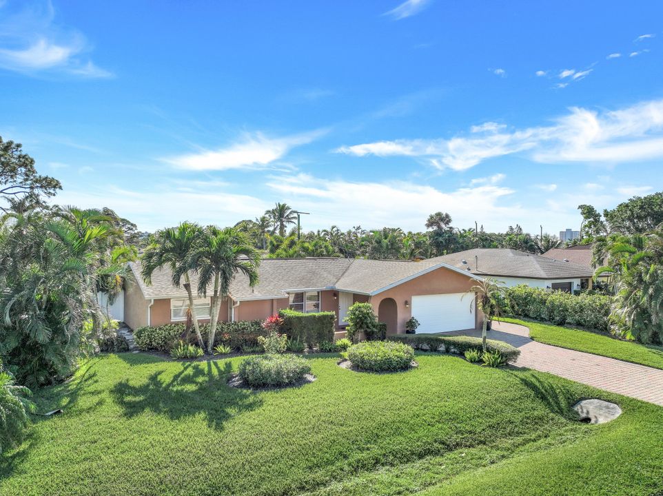 580 105th Ave N, Naples, FL 34108