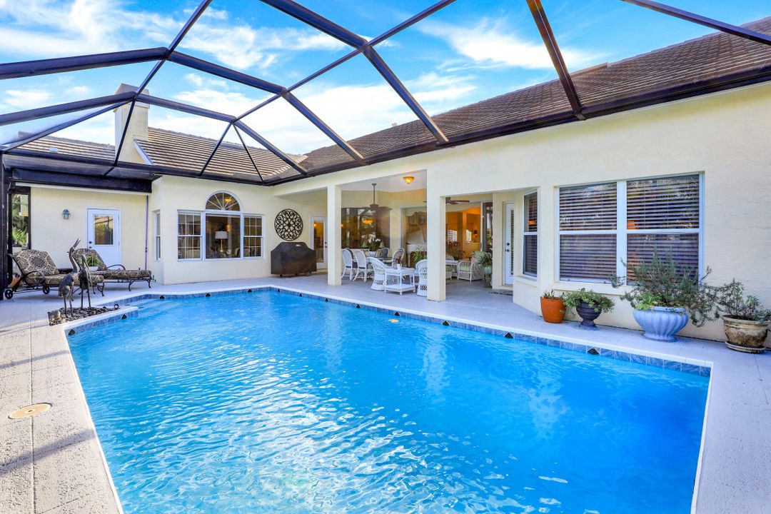 28381 Sombrero Dr, Bonita Springs, FL 34135