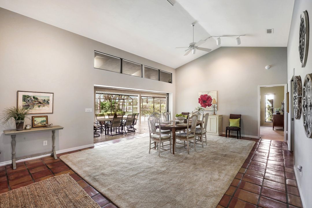 381 Henley Dr, Naples, FL 34104