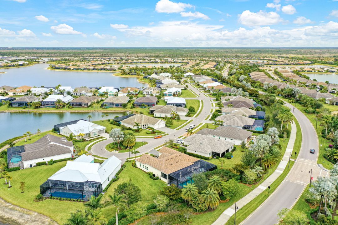 14628 Regatta Ln, Naples, FL 34114