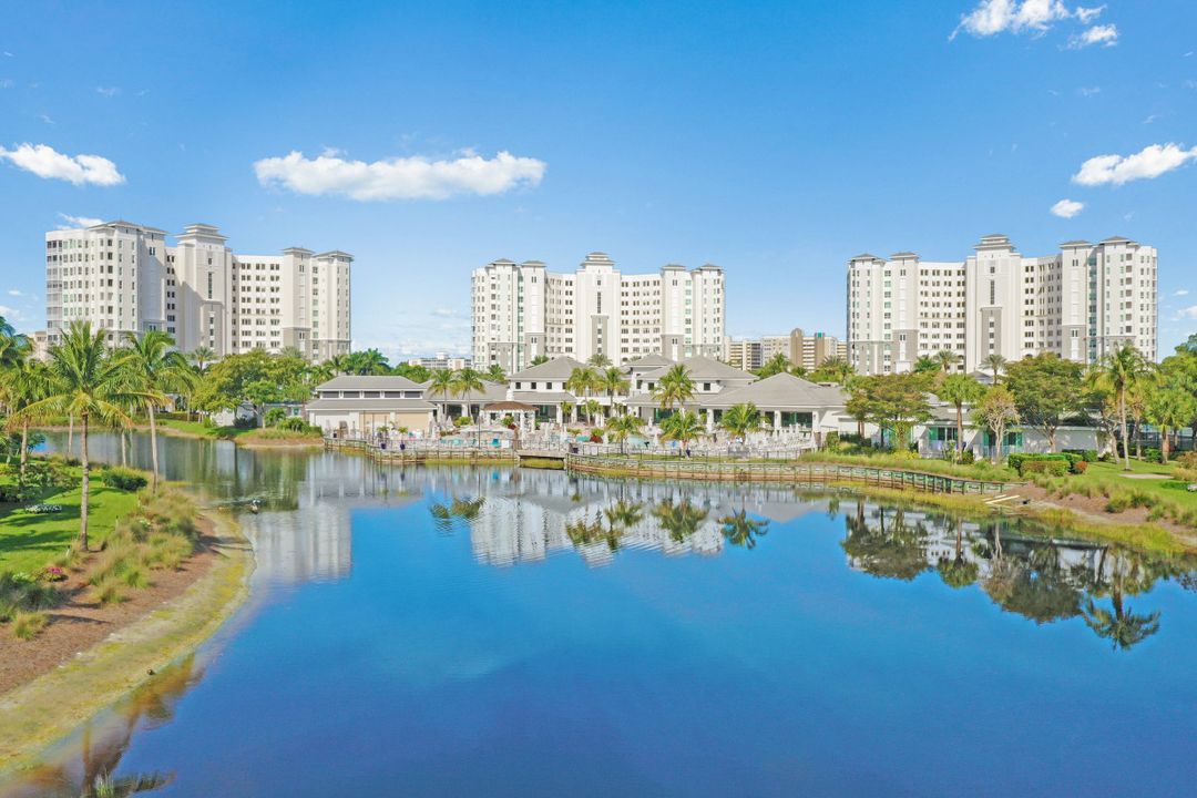 385 Sea Grove Ln #201, Naples, FL 34110