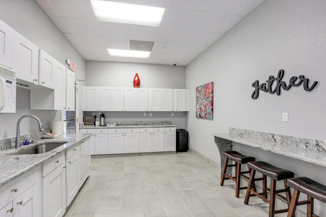 5115 Cobble Creek Ct #D-104, Naples, FL 34110