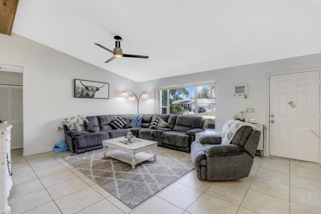 3627 SW 6th Ave, Cape Coral, FL 33914