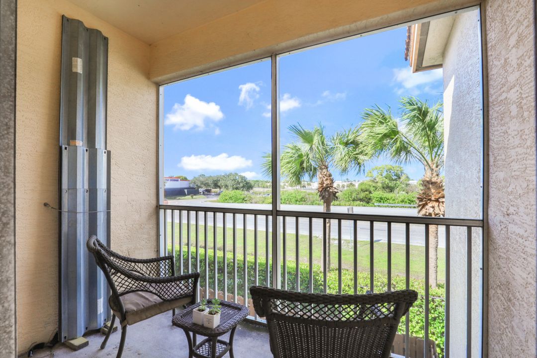 15369 Bellamar Cir, Fort Myers, FL 33908