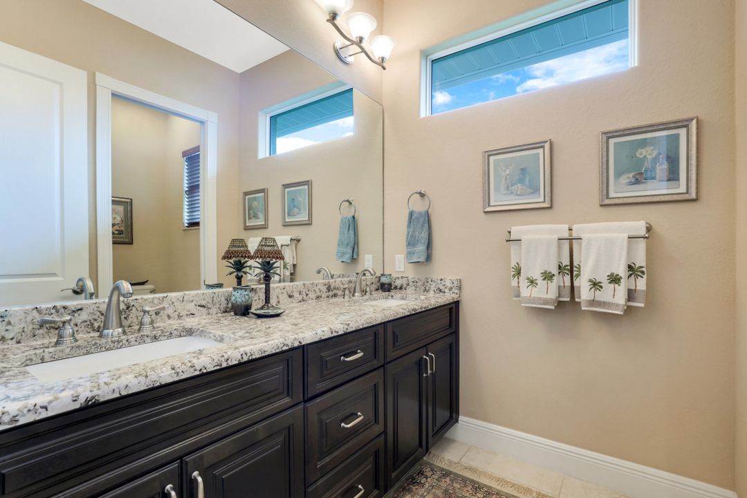 2405 SW 50th St, Cape Coral, FL 33914