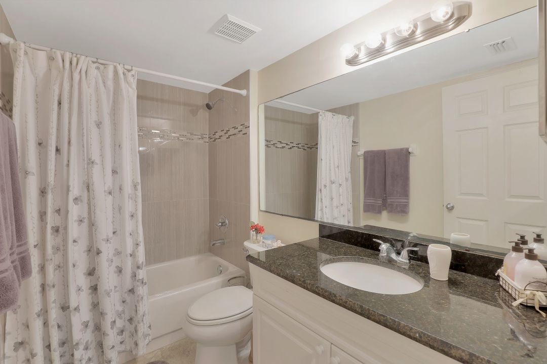 285 Naples Cove Dr #1106, Naples, FL 34110