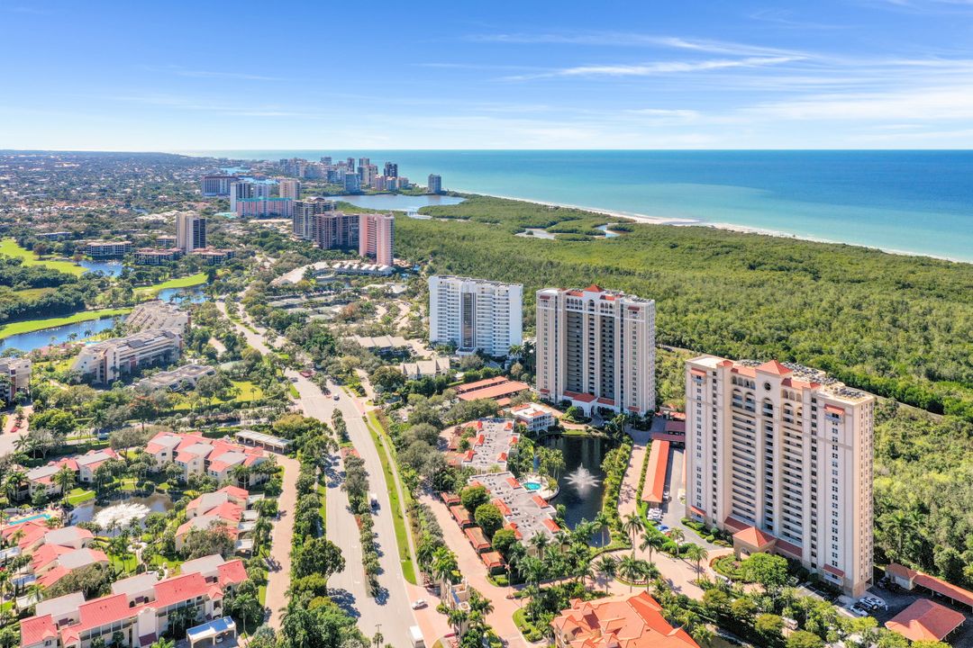 6585 Nicholas Blvd #1405, Naples, FL 34108