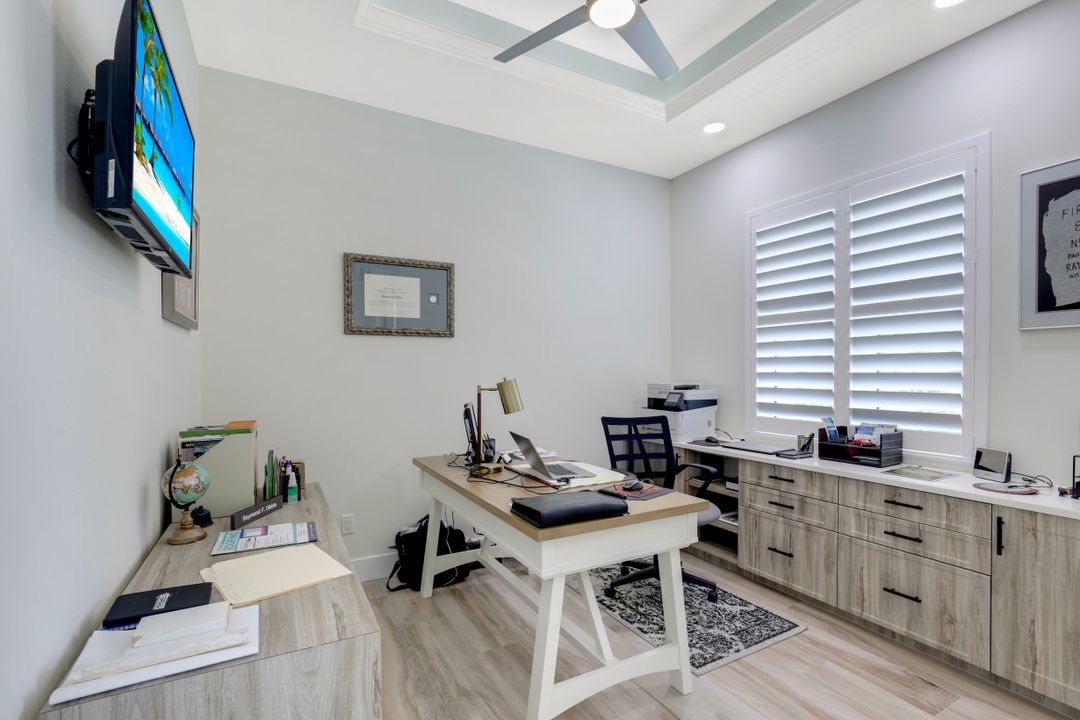 27050 Flamingo Dr, Bonita Springs, FL 34135