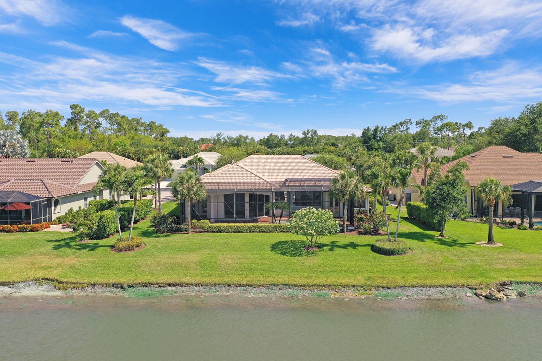 2046 Imperial Cir, Naples, FL 34110