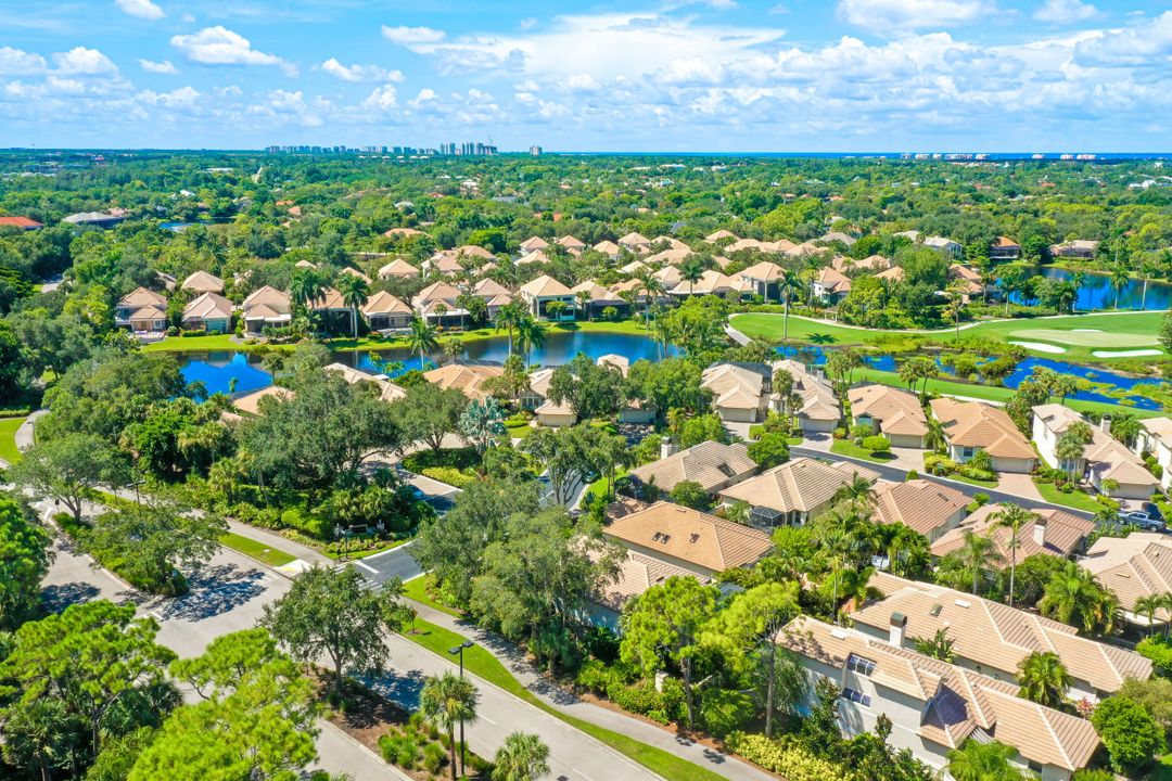 27271 Enclave Dr, Bonita Springs, FL 34134