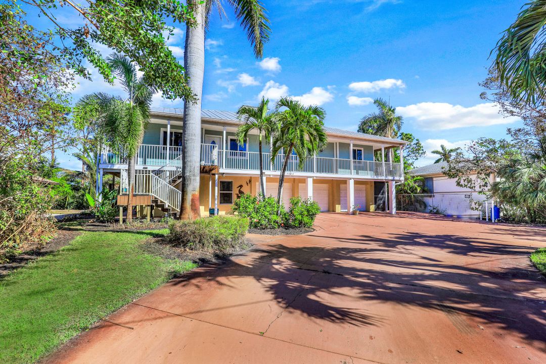 4060 Rita Ln, Bonita Springs, FL 34134