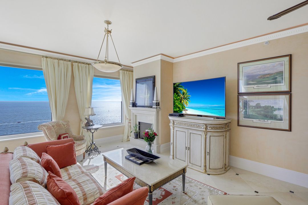 970 Cape Marco Dr #1607, Marco Island, FL 34145
