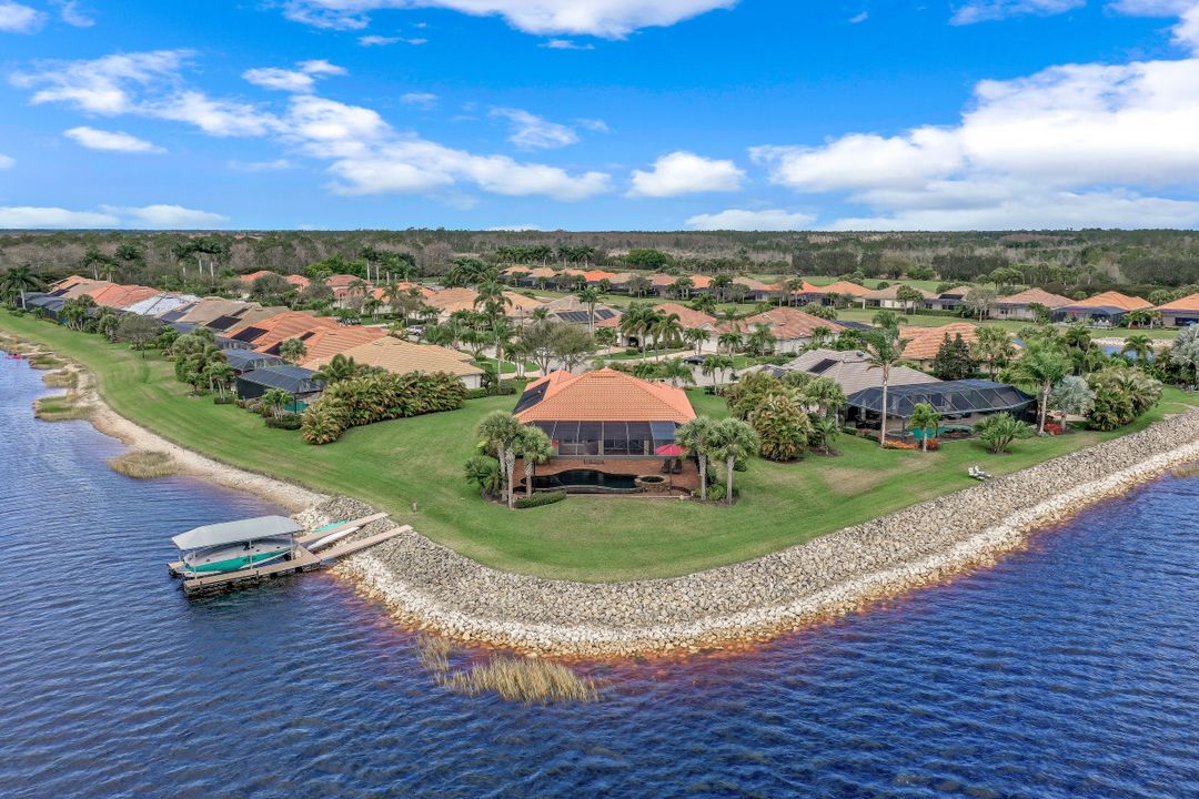 9424 Copper Rock Ct, Naples, FL 34120