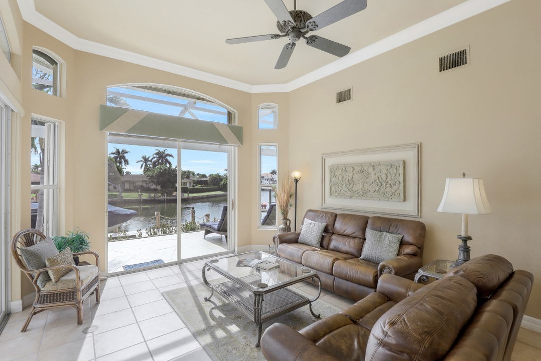 1786 Hummingbird Ct, Marco Island, FL 34145