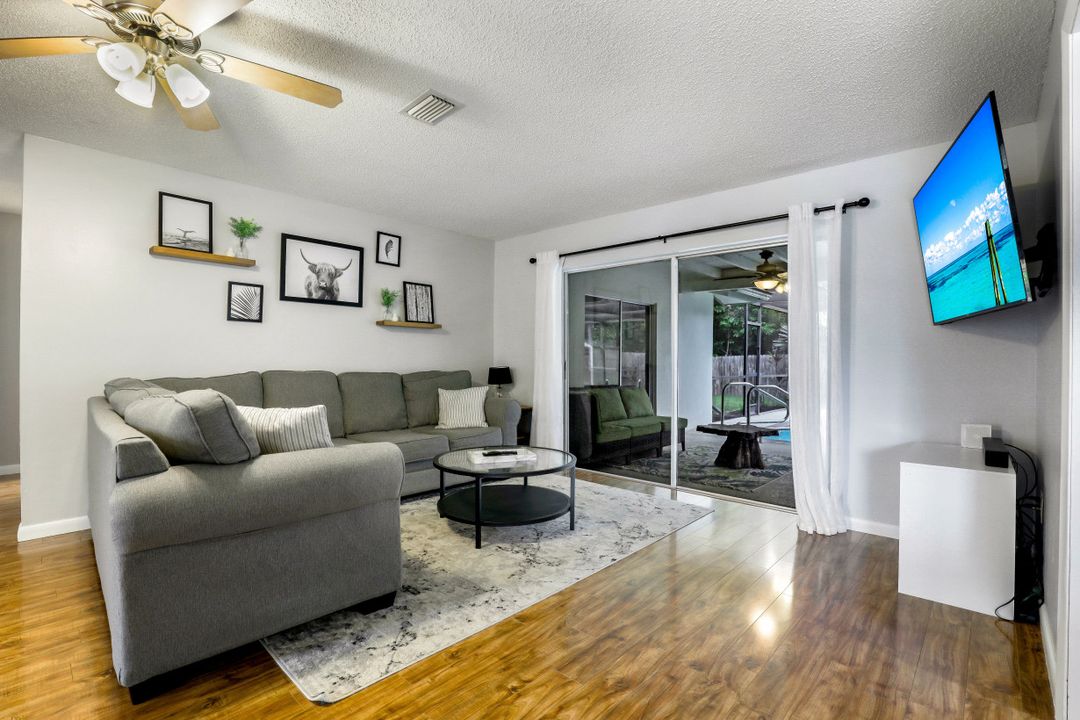 1698 S Flossmoor Rd, Fort Myers, FL 33919