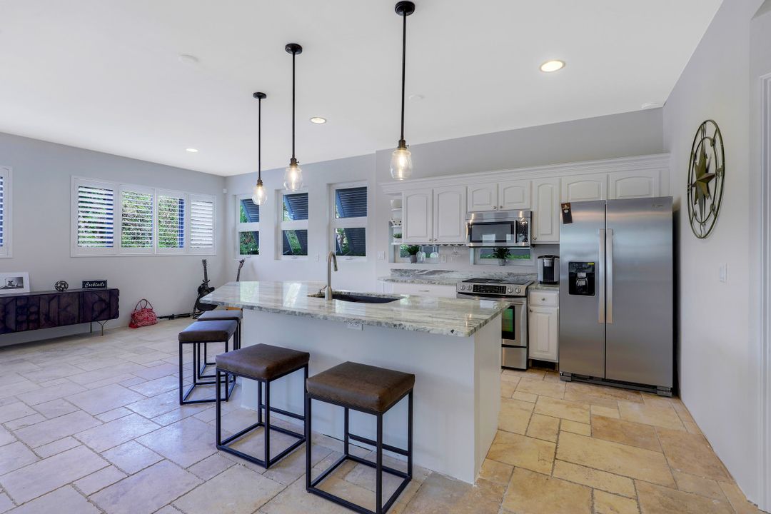 10211 River Dr, Bonita Springs, FL 34135