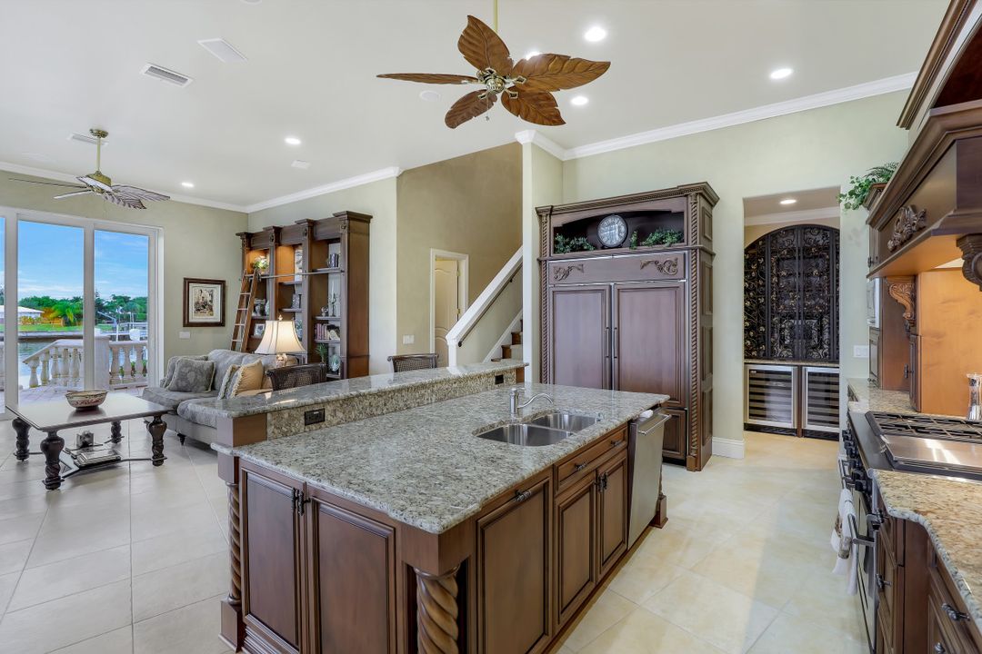 1404 Butterfield Ct, Marco Island, FL 34145