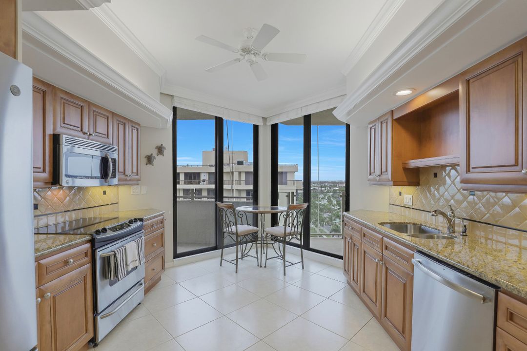 176 S Collier Blvd #PH6, Marco Island, FL 34145