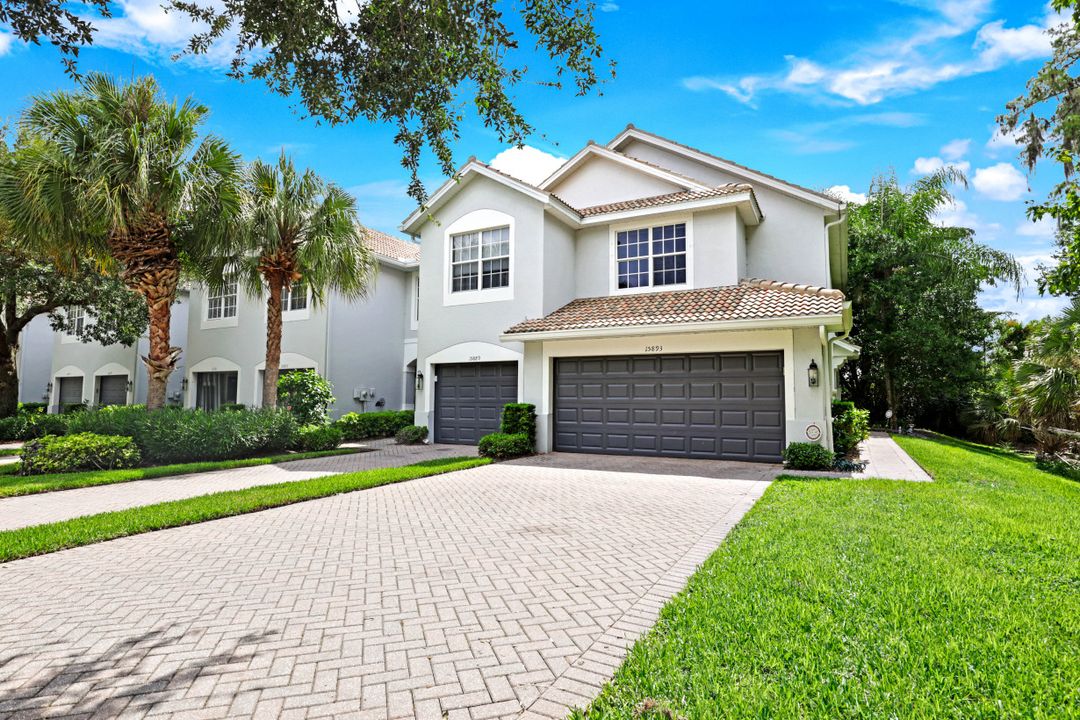 15893 Marcello Cir, Naples, FL 34110