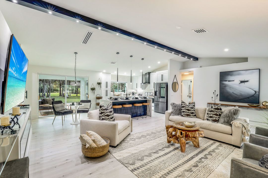 5754 Lancewood Way, Naples, FL 34116