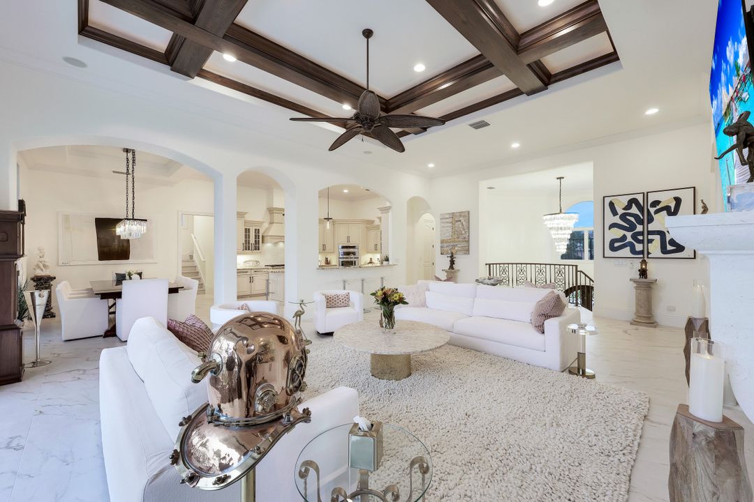 403 Seabee Ave, Naples, FL 34108