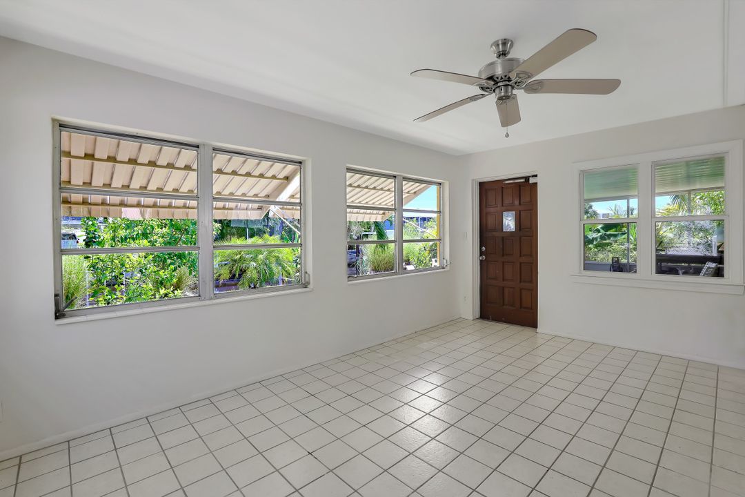 24544 Kingfish St, Bonita Springs, FL 34134