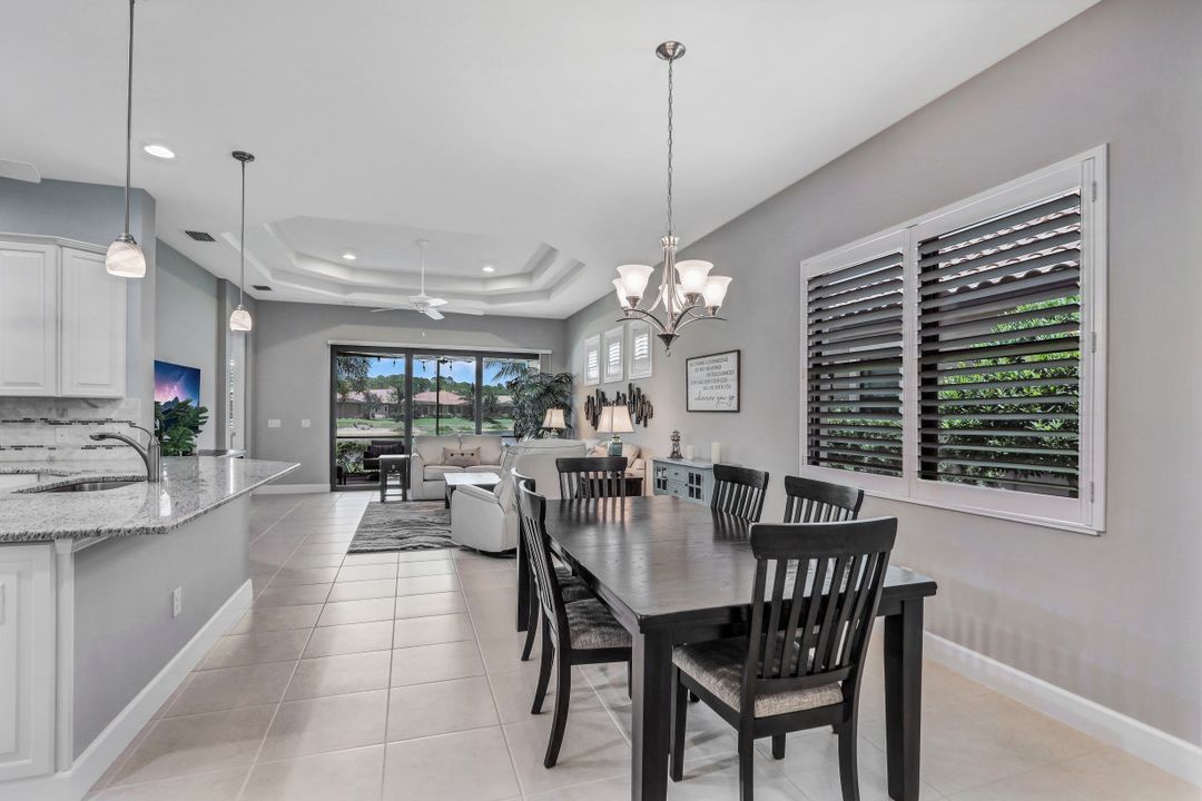 9124 Isla Bella Cir, Bonita Springs, FL 34135