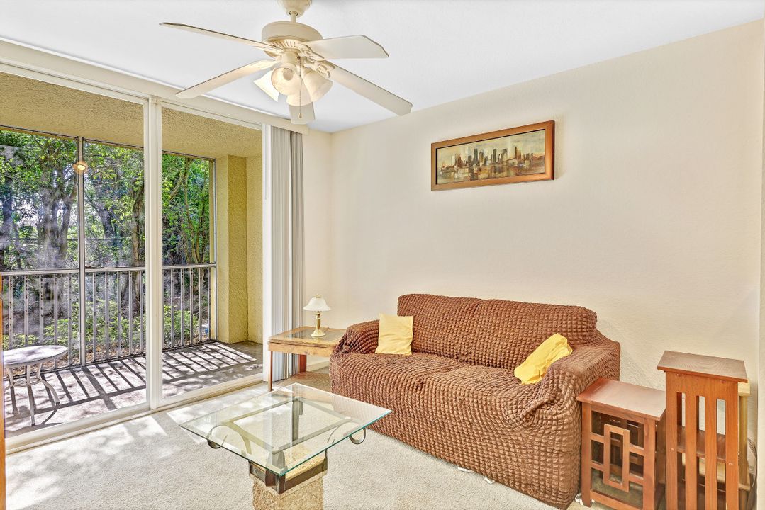 4122 Residence Drive #102, Fort Myers, FL 33901