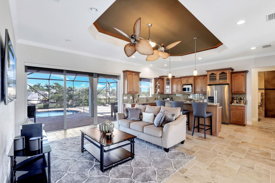 2126 Clubhouse Rd, North Fort Myers, FL 33917